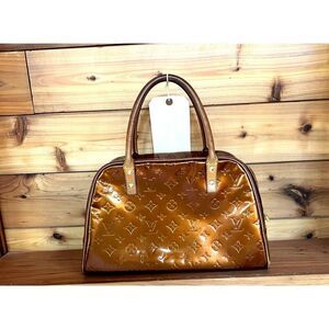 Louis Vuitton Monogram Bronze Vernis Tompkins Square Handbag Authentic in Tn.